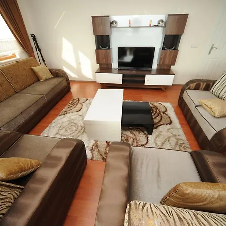 Villa Nadfox *