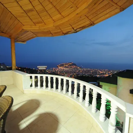 Nadfox * Alanya