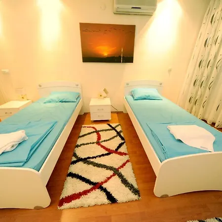 Nadfox * Alanya